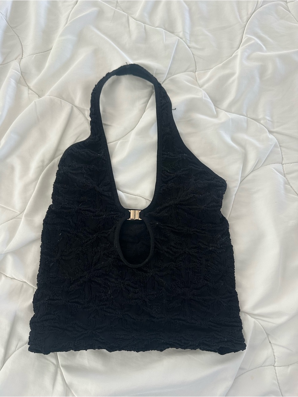 SHEIN Black Textured Halter Crop Top with Front Ring Accent